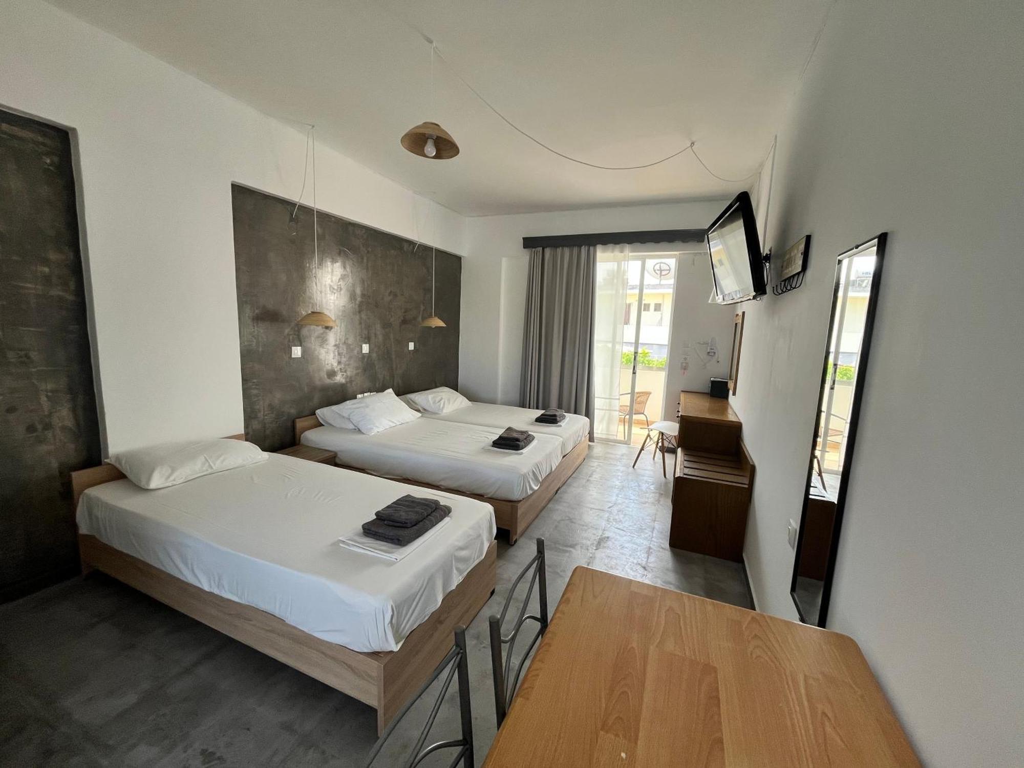 Family House 2*