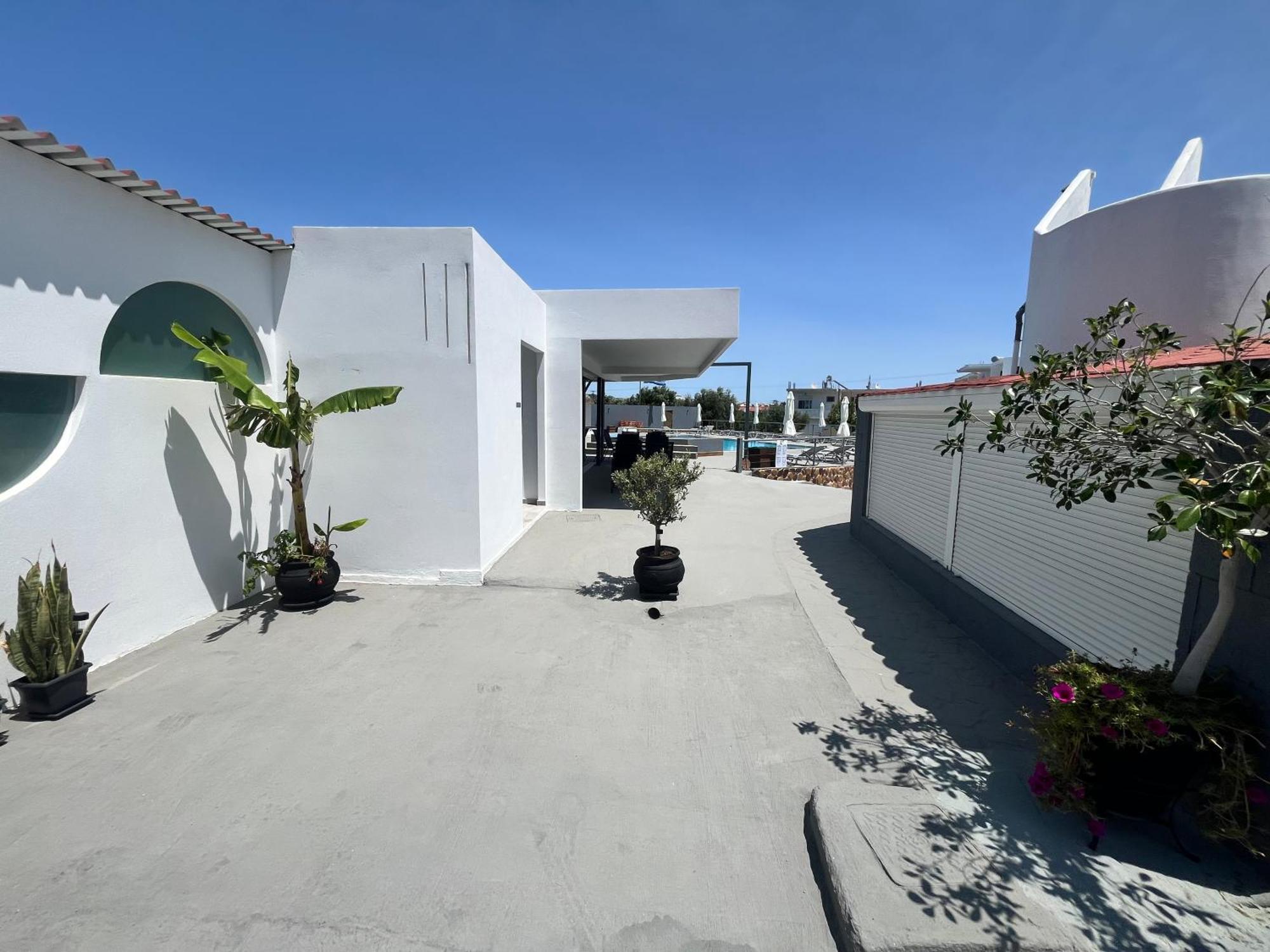 Aparthotel Family House Faliraki